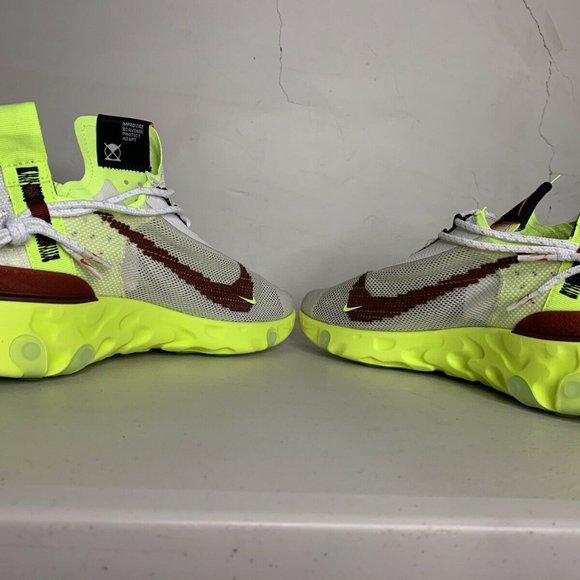 Men’s Nike React Runner ISPA. Platinum Tint/Volt G - Picture 4 of 8